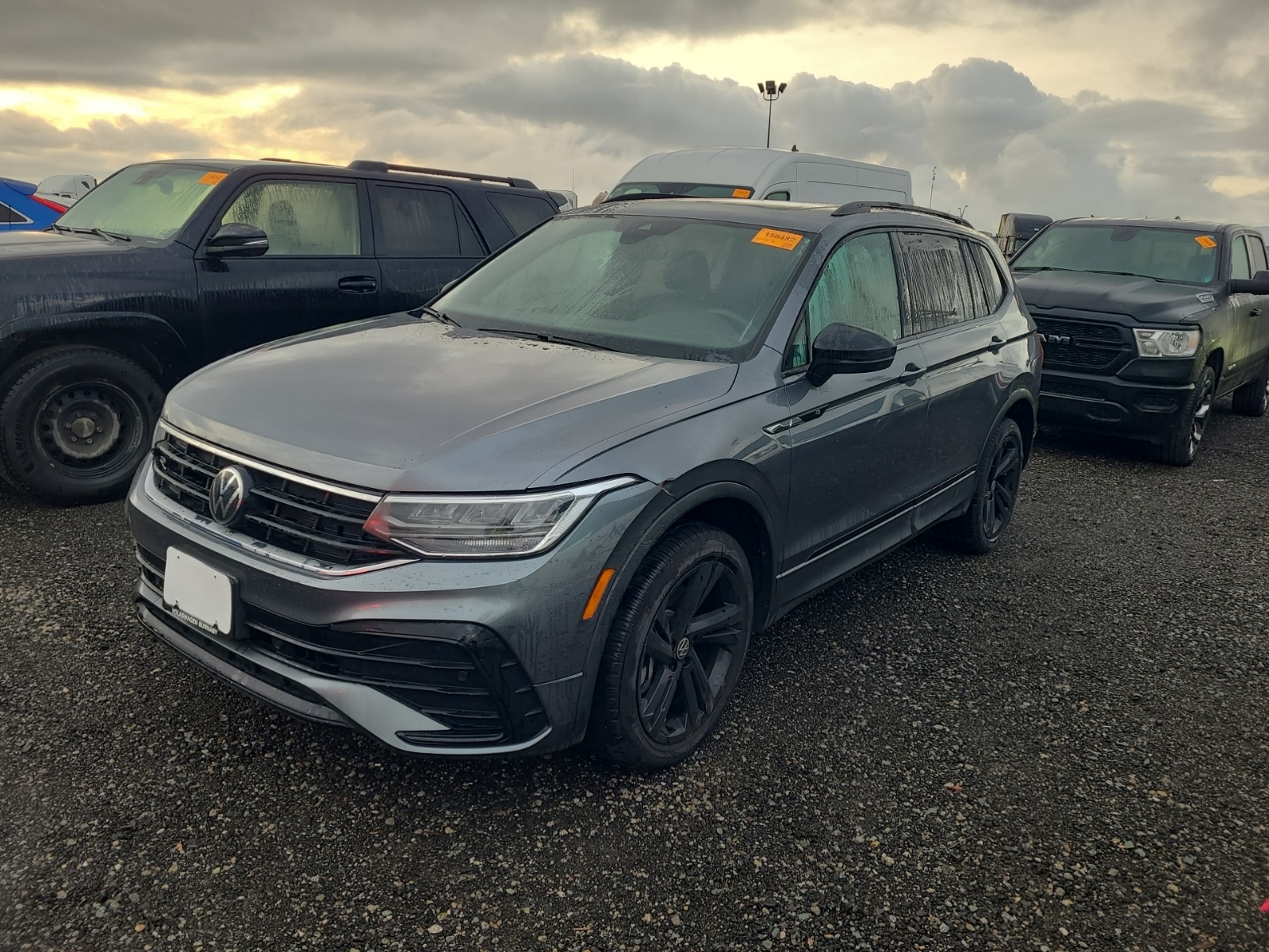 2024 VOLKSWAGEN TIGUAN COMFORTLINE R-LINE B снимка 2024 VOLKSWAGEN TIGUAN COMFORTLINE R-LINE B
