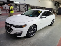 CHEVROLET MALIBU 2022 with VIN 1G1ZD5ST9NF197232 - Photo from auction