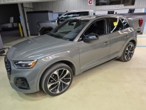 AUDI SQ5 2023 مع رقم تعريف المركبة WA1A4AFYXP2040378 - صورة من المزاد